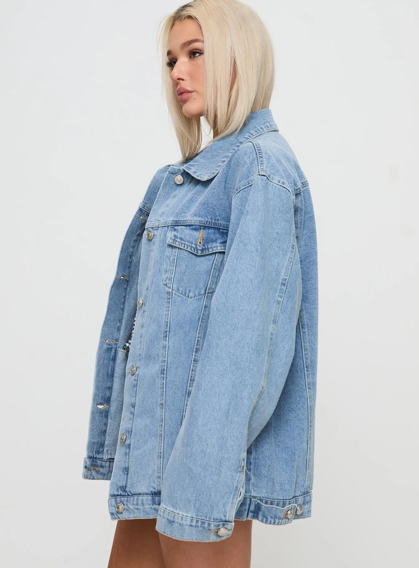 All You Need Denim Jacket Light Wash