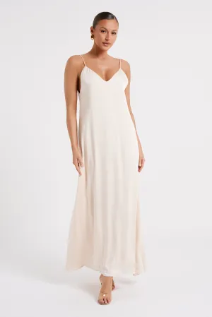 Beatrice Flowy Maxi Dress - Sand