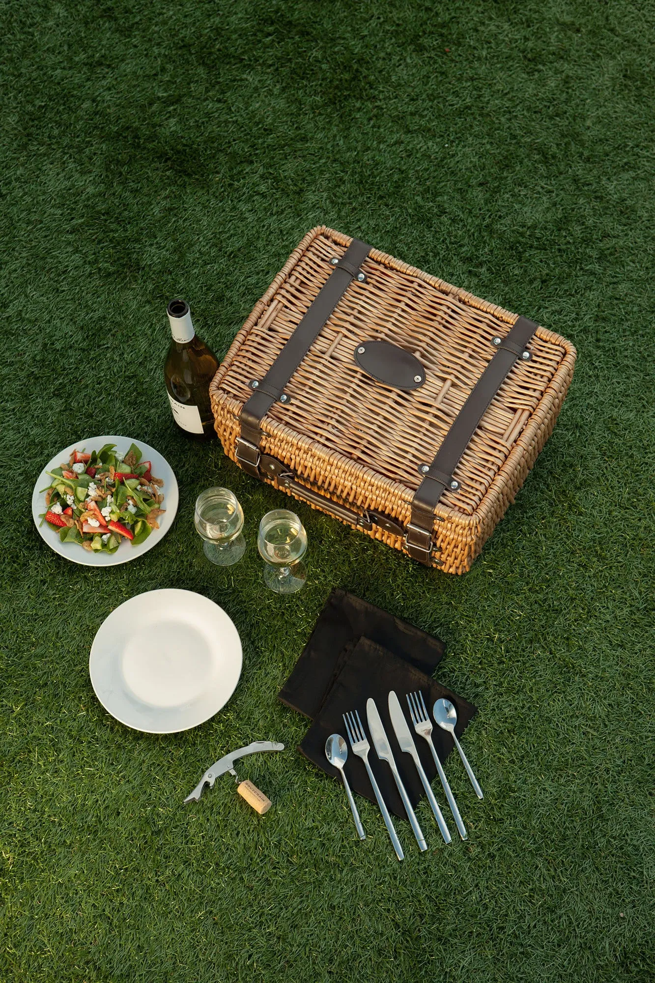 Columbus Blue Jackets - Champion Picnic Basket