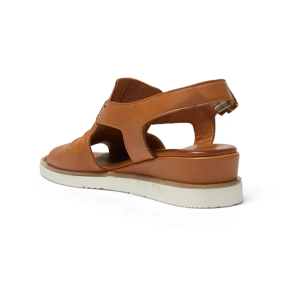 Dusk Heel in Tan Leather