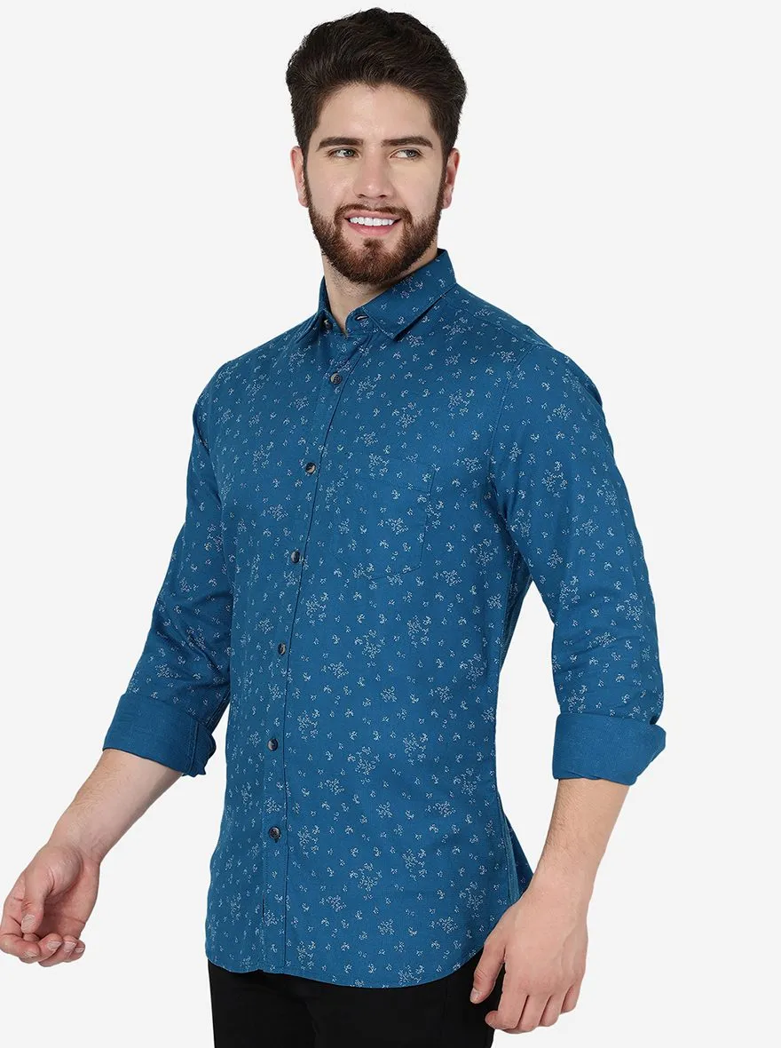 Turquoise Blue Printed Slim Fit Casual Shirt | JadeBlue